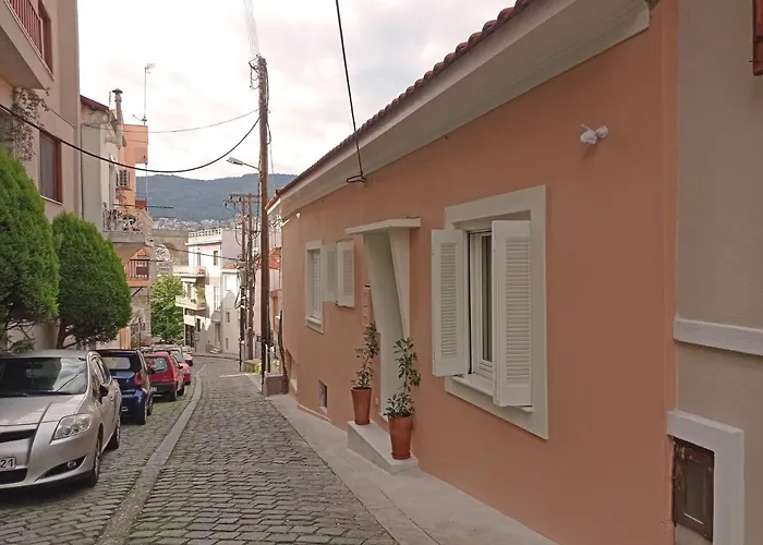 1930 Townhouse